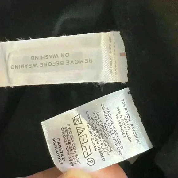 🆕LOFT Black, Ponte Flippy Skirt-Size XS. - Picture 6 of 7